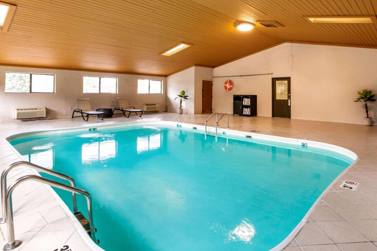Quality Inn & Suites Metropolis I-24 Zewnętrze zdjęcie