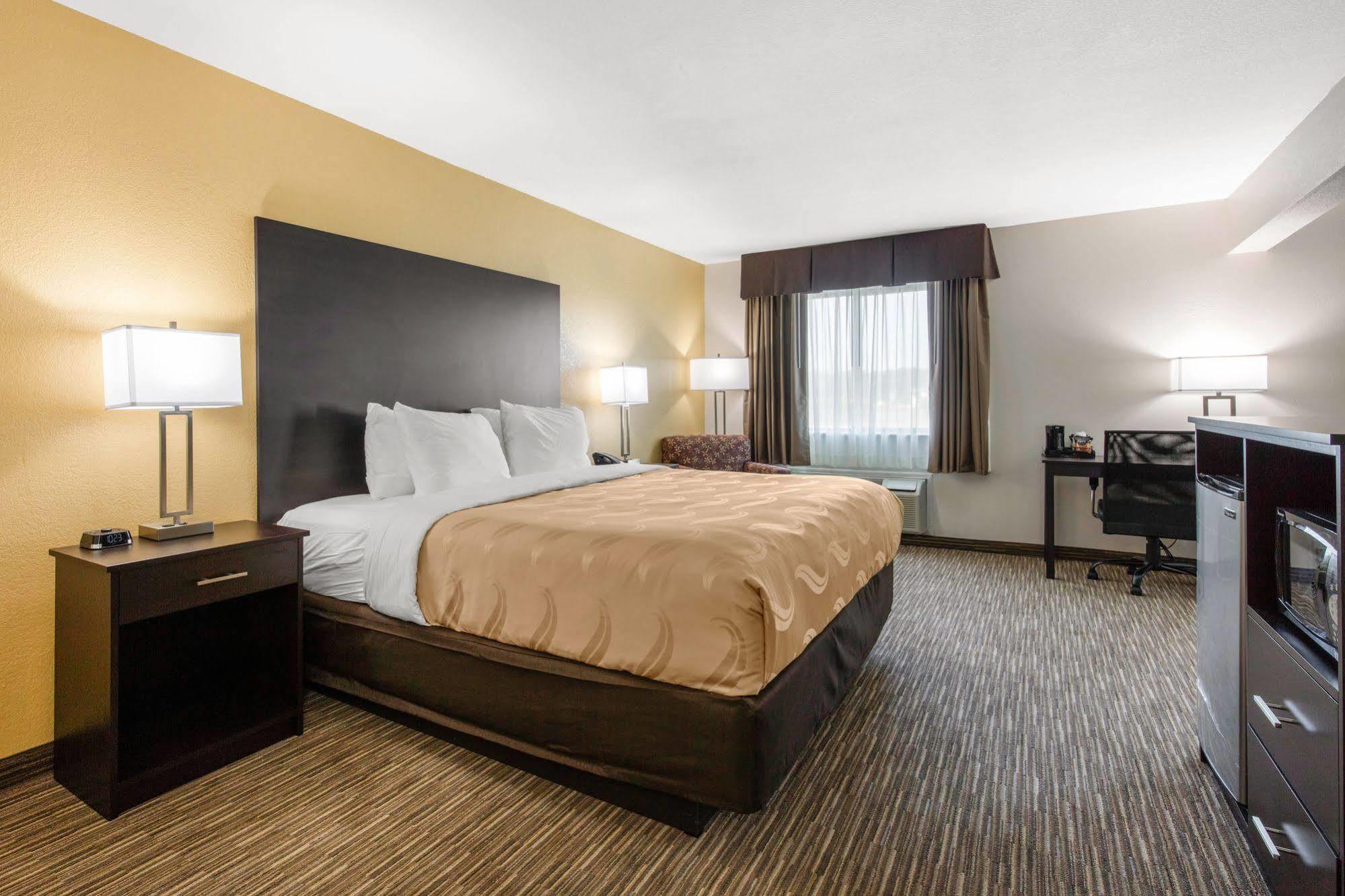 Quality Inn & Suites Metropolis I-24 Zewnętrze zdjęcie